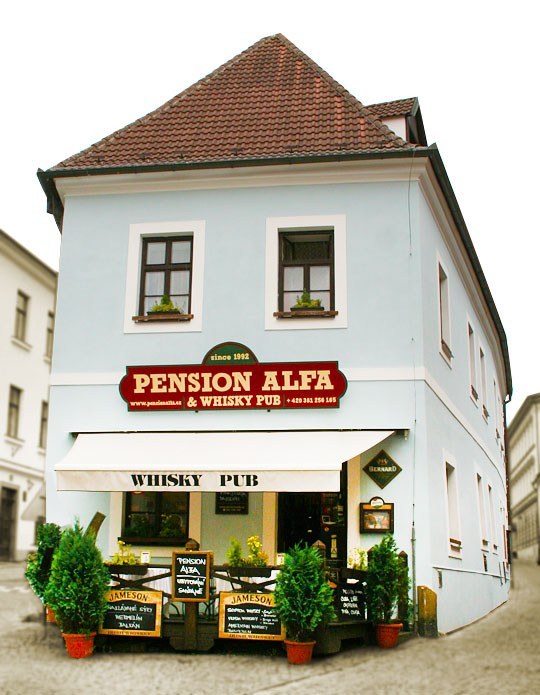 Pension ALFA & Whisky Pub